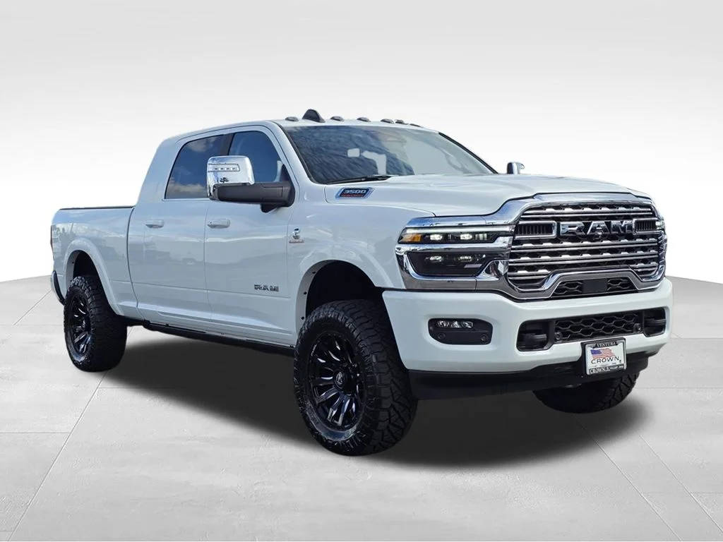 New 2026 Bright White Clear-Coat Exterior Paint RAM Limited image 3