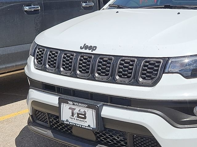 New 2026 Bright White Clear-Coat Exterior Paint Jeep  image 2