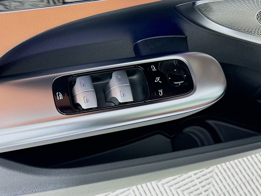 New 2026 Polar White Mercedes-Benz C 300 image 52
