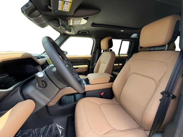 New 2026 Woolstone Green Land Rover X-Dynamic SE image 10
