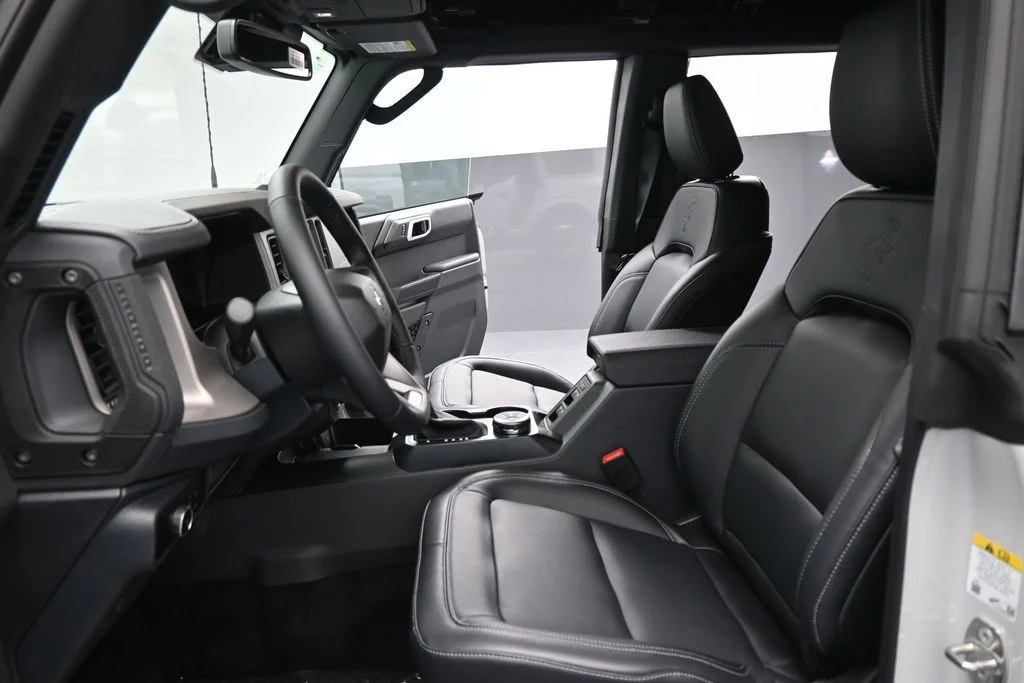 New 2026 Avalanche Gray Ford Outer Banks image 9