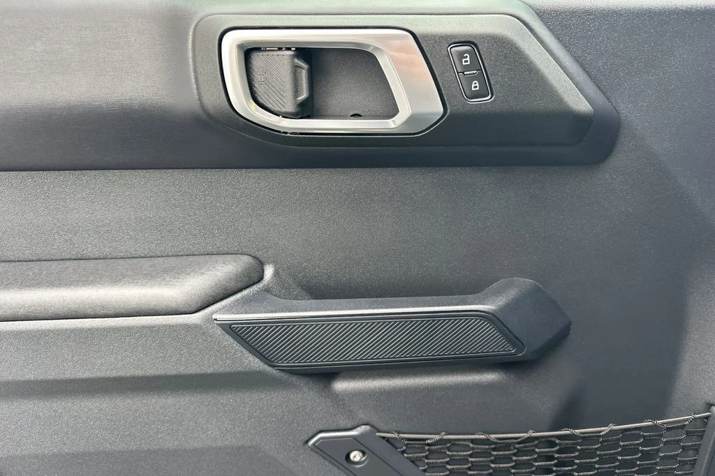 New 2025 Azure Gray Metallic Ford Badlands image 11
