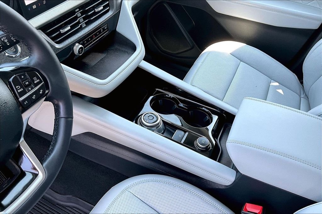 2026 Ford Explorer Platinum - Photo 5