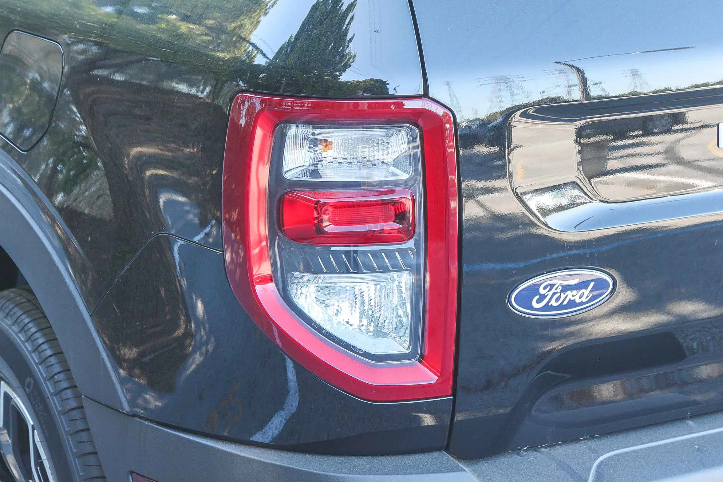 New 2026 Shadow Black Ford Outer Banks® image 9