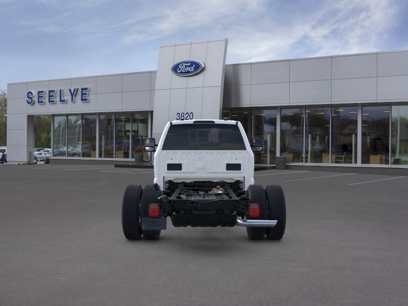 New 2026 Oxford White Ford F-350® XL image 5