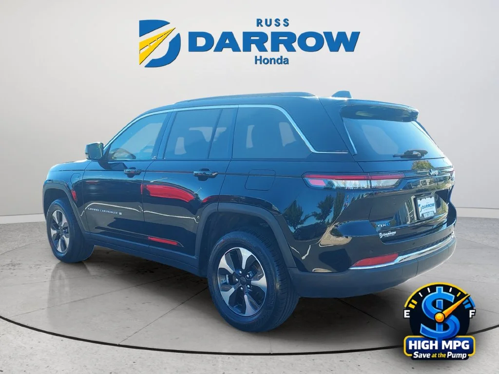 Used 2024 Black Jeep 4xe image 3