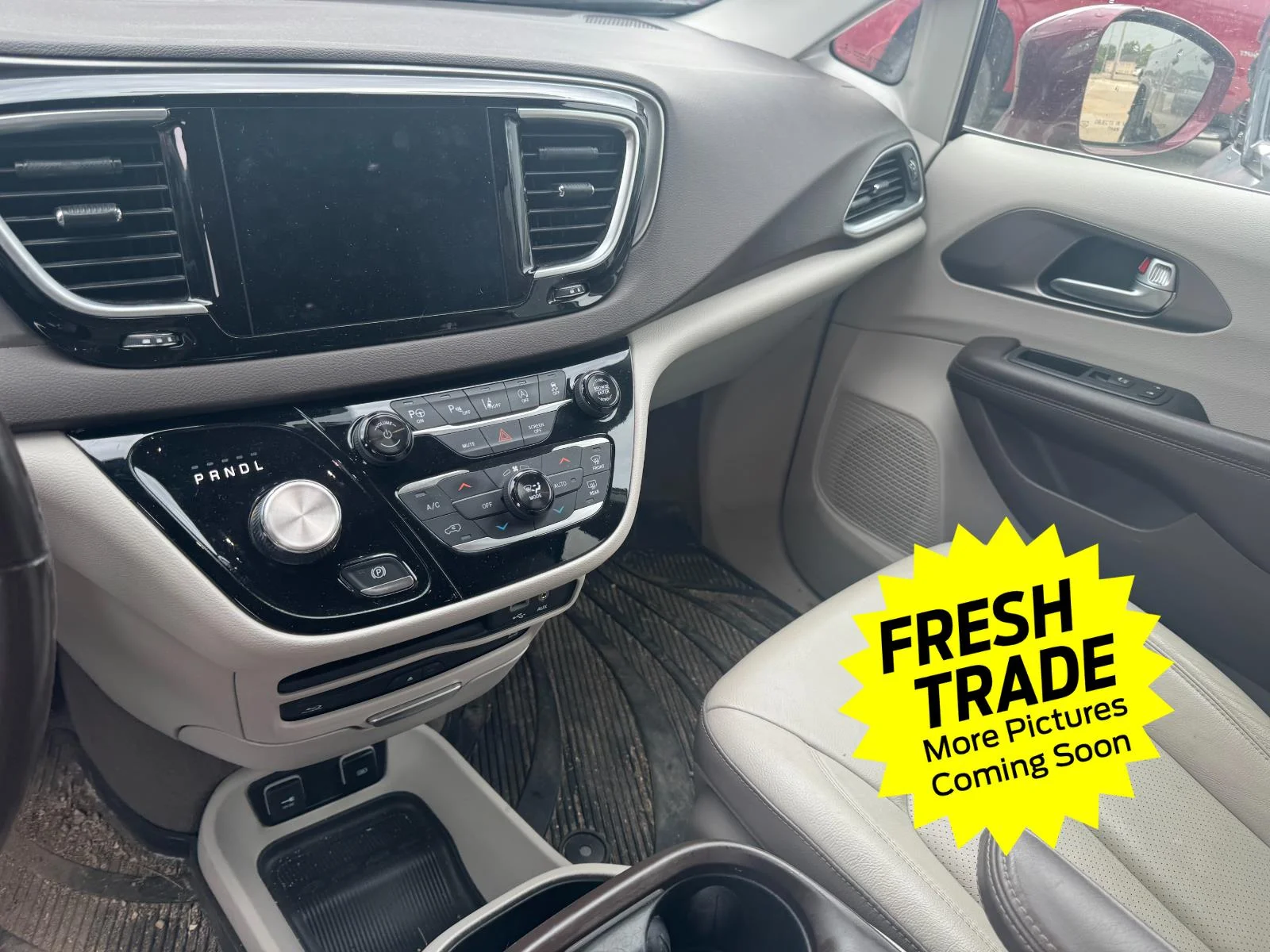 Used 2018 Velvet Red Pearlcoat Chrysler Touring L Plus image 10