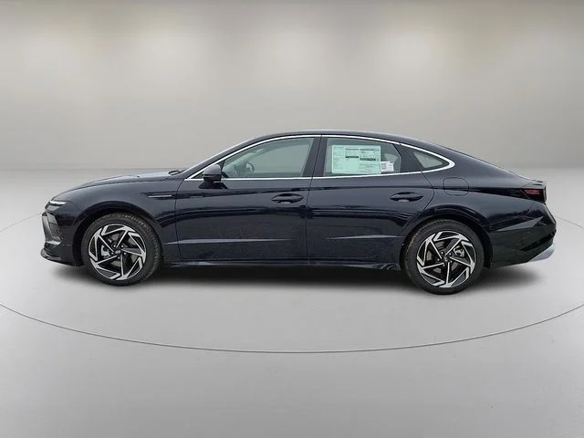 New 2026 Blue Hyundai SEL Sport image 4
