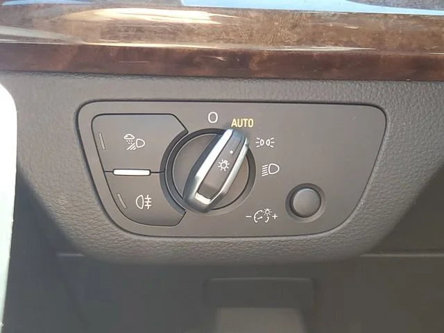Used 2018 Black Audi Premium image 21