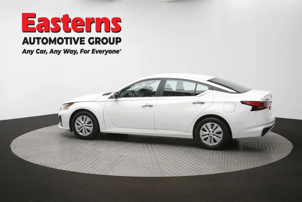 Used 2024 White Nissan 2.5 S image 60