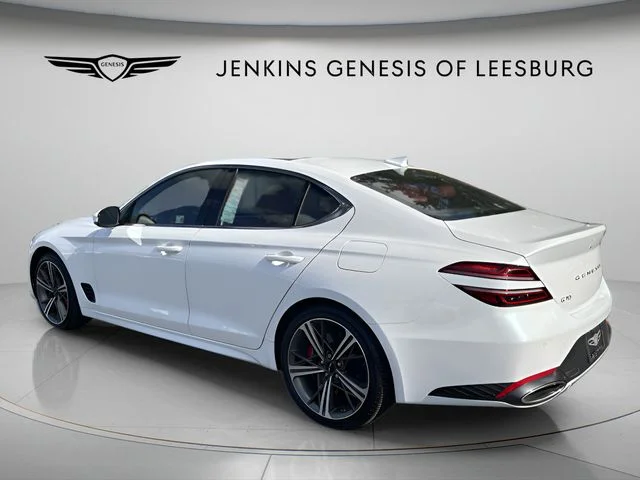Used 2025 White Genesis 2.5T image 5