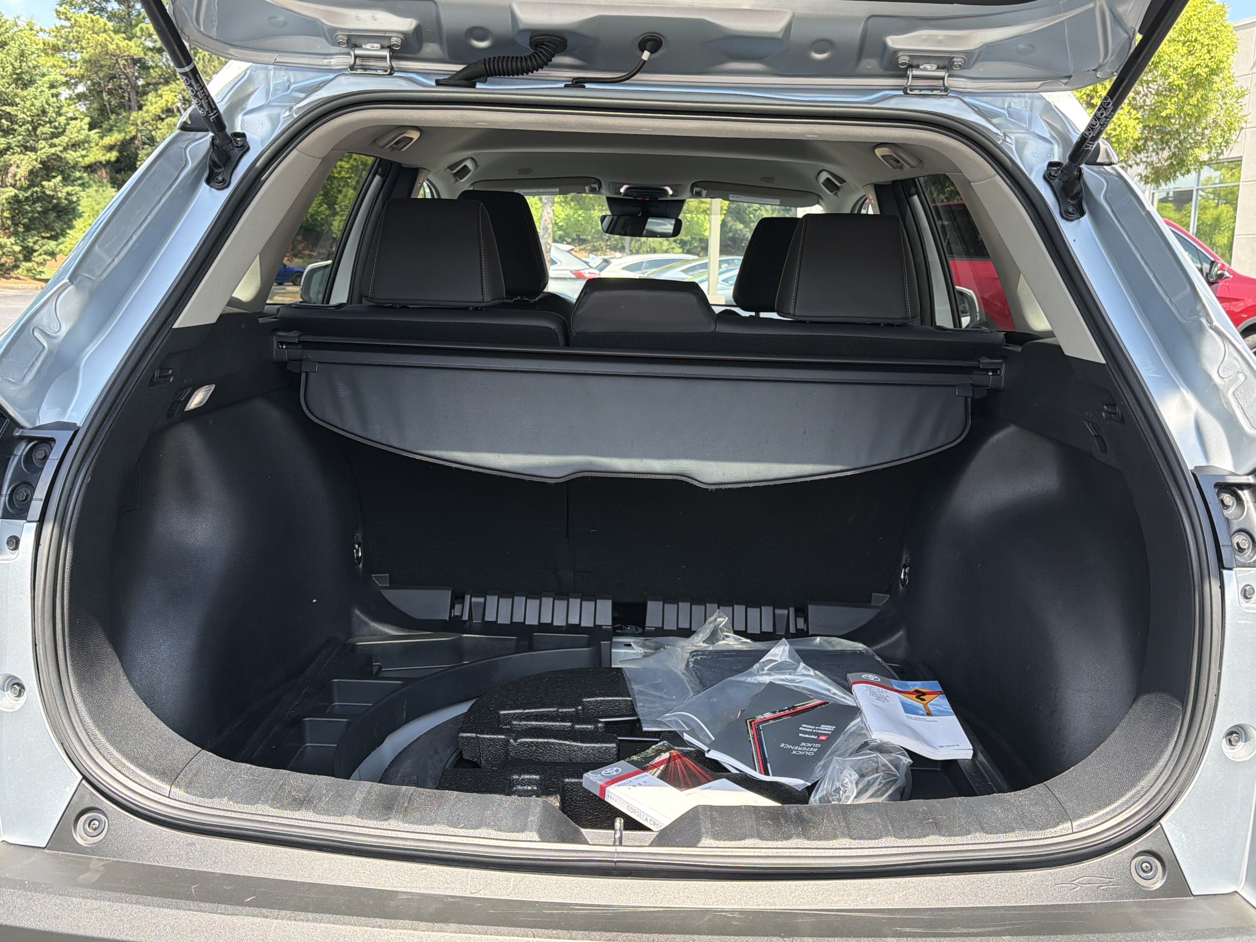 Used 2023 Silver Toyota XLE image 27