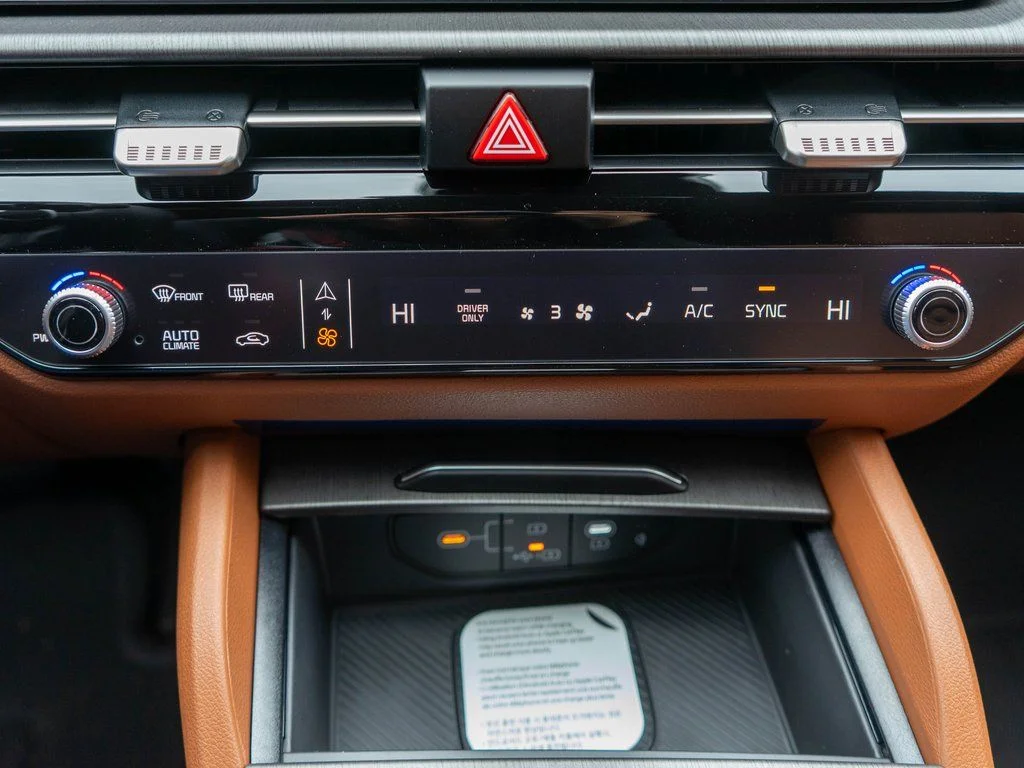 New 2026 Wolf Gray Kia X-Line image 24
