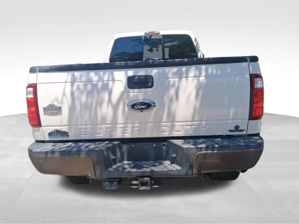 Used 2015 White Ford King Ranch image 9