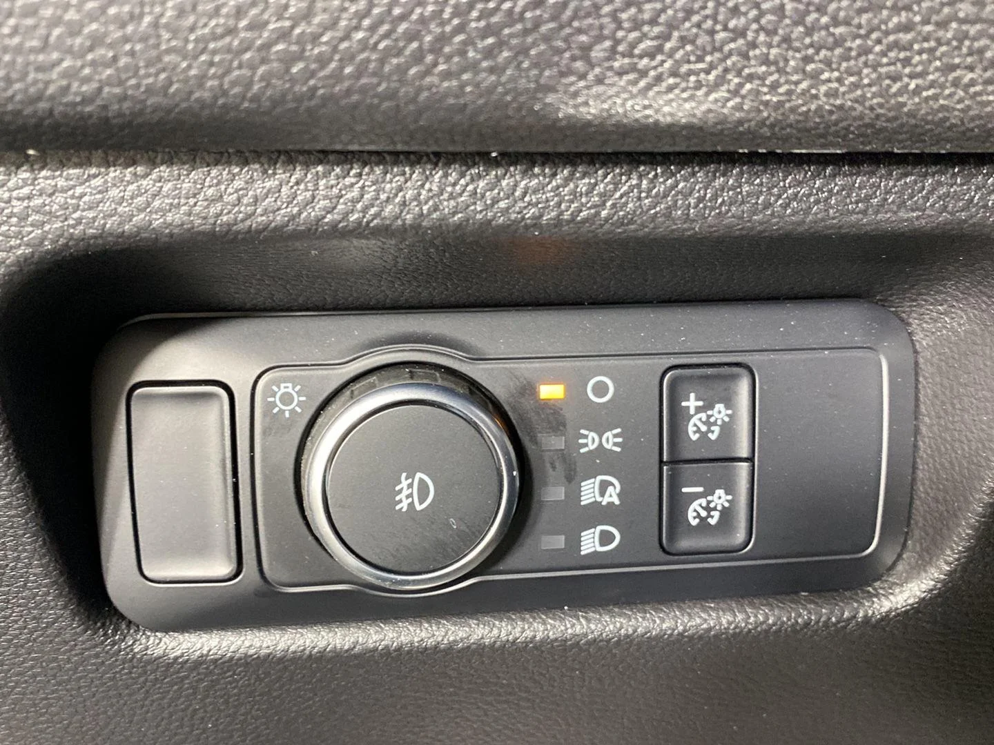 2025 Ford Ranger XLT - Photo 11