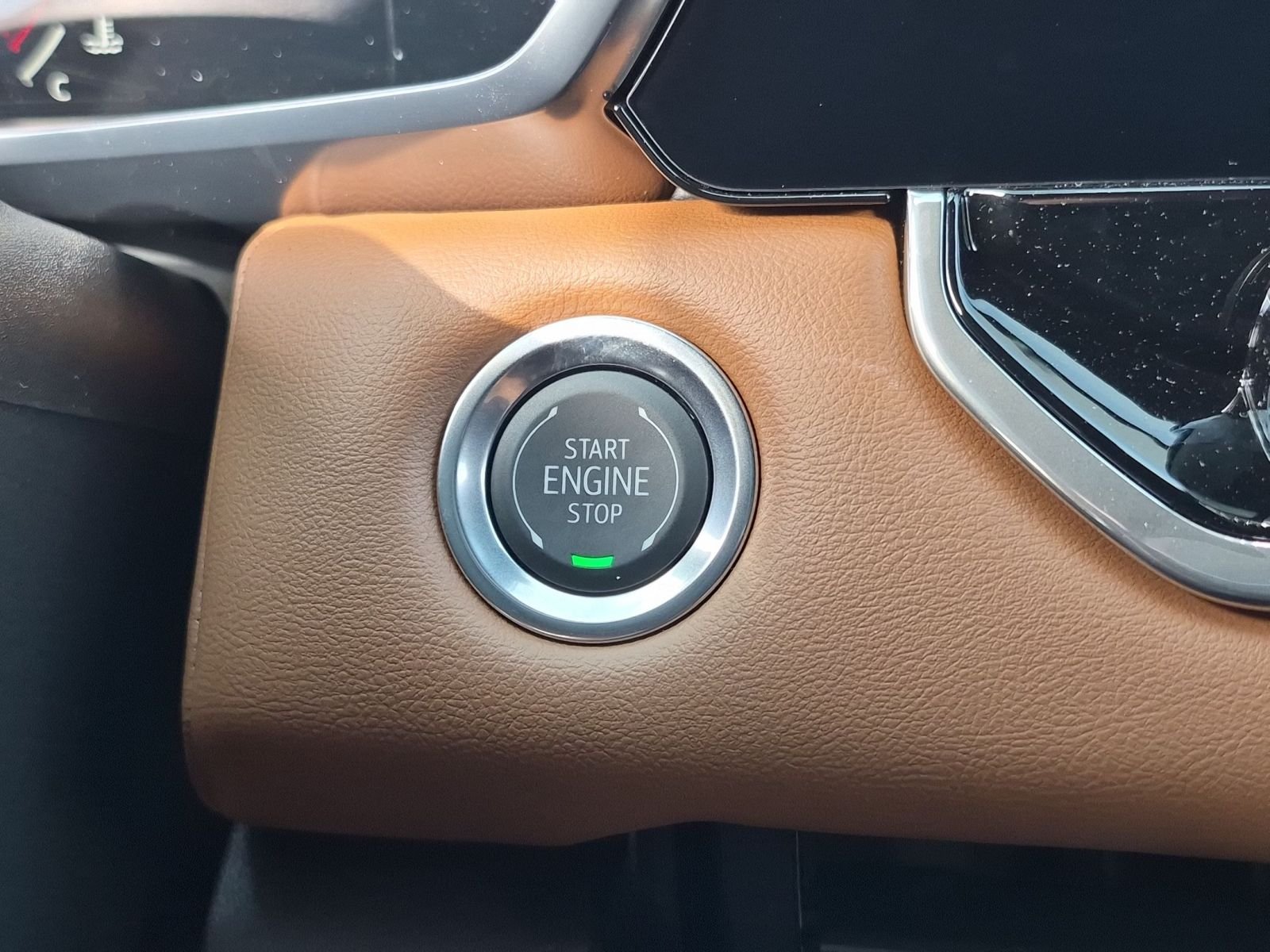 2026 GMC Canyon AT4 - Photo 15