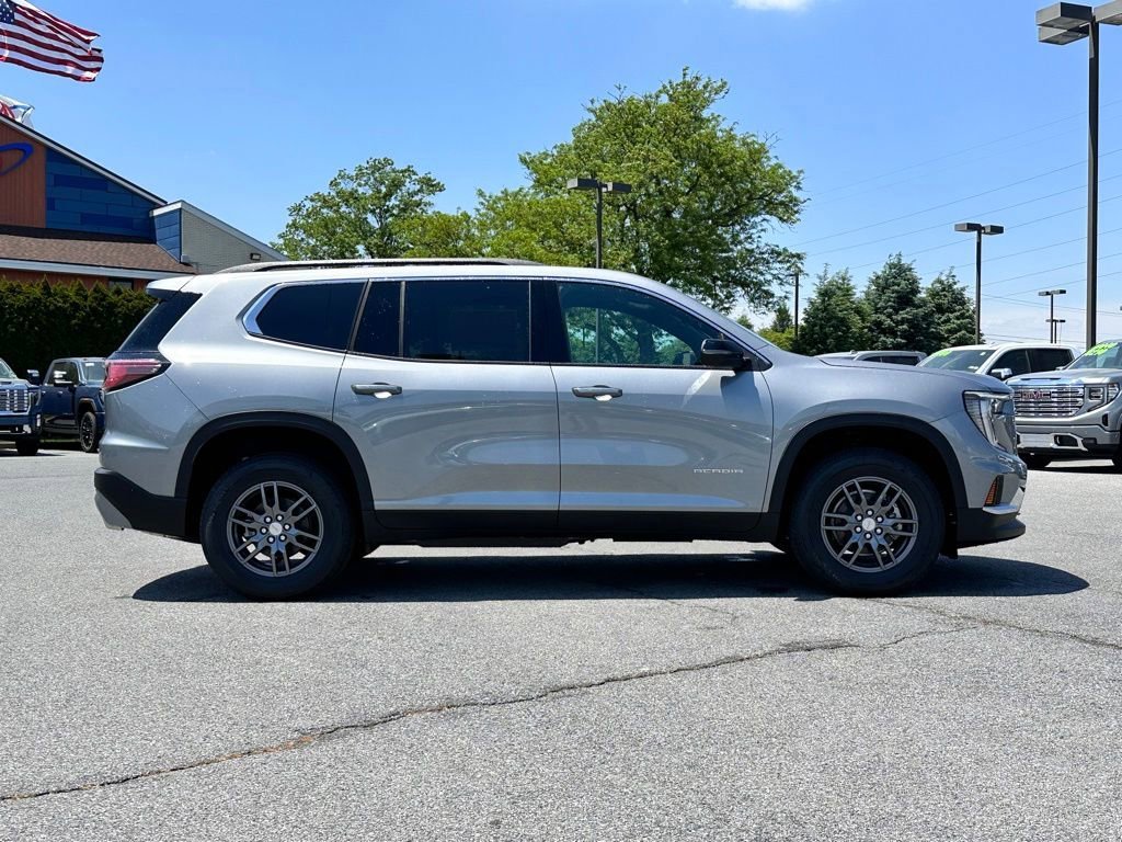 New 2026 Sterling Metallic GMC Elevation image 3
