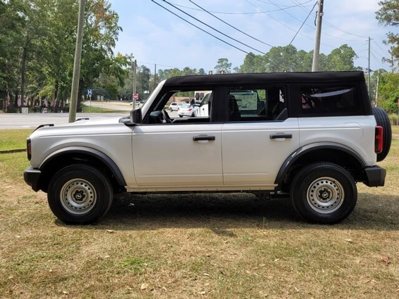 New 2025 Oxford White Ford Base image 4