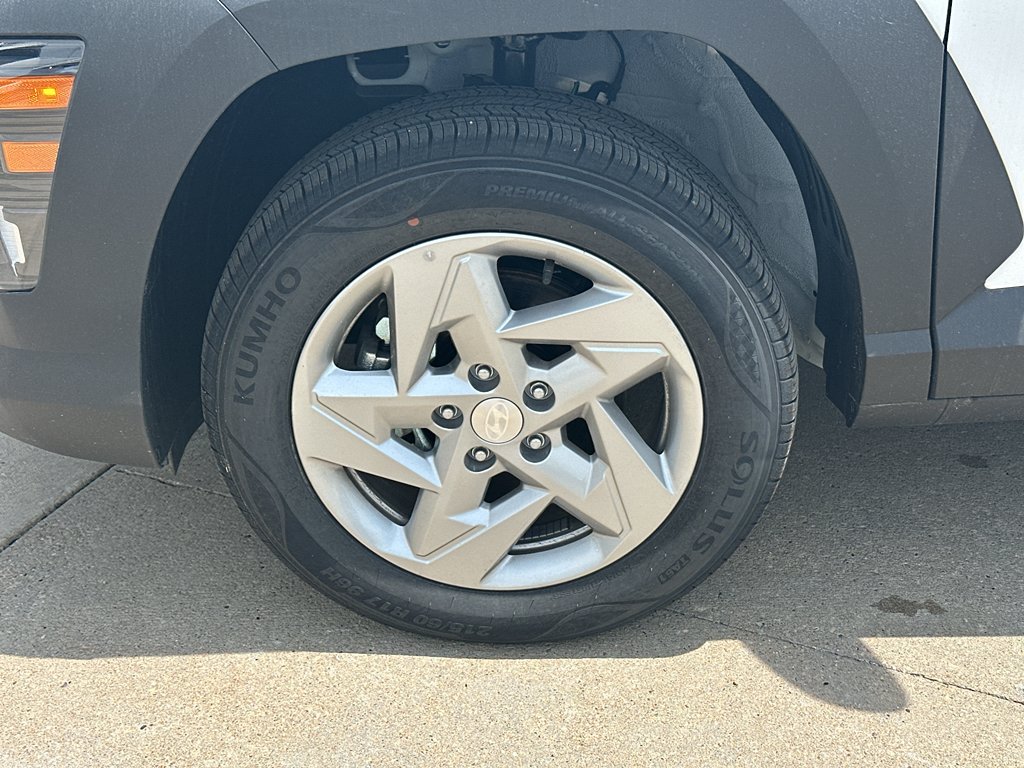 New 2026 Atlas White Hyundai SE image 3
