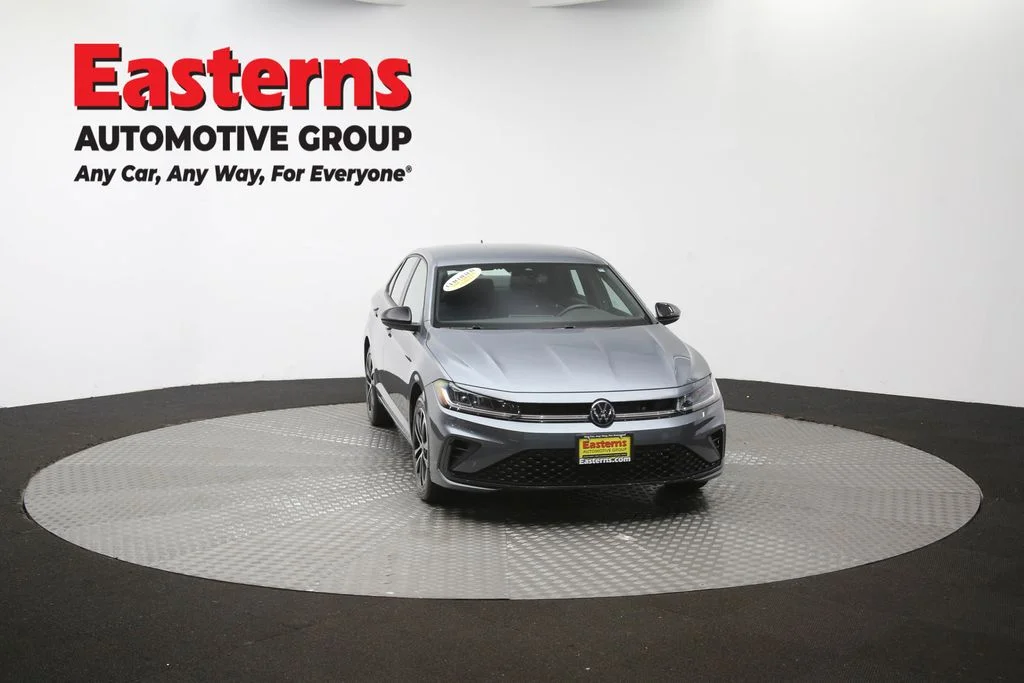 Used 2025 Gray Volkswagen 1.5T Sport image 51