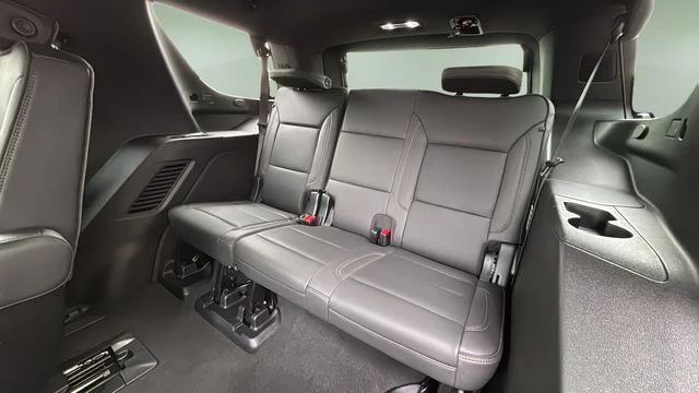 Used 2025 Black Chevrolet High Country image 33