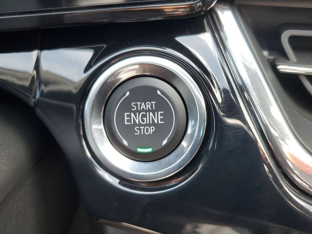 New 2026 Mosaic Black Metallic Chevrolet 2RS image 16