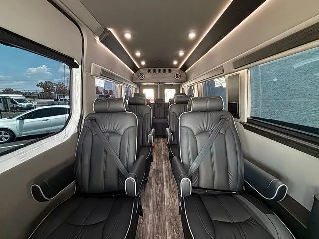 New 2026 White Mercedes-Benz Discovery Touring image 4