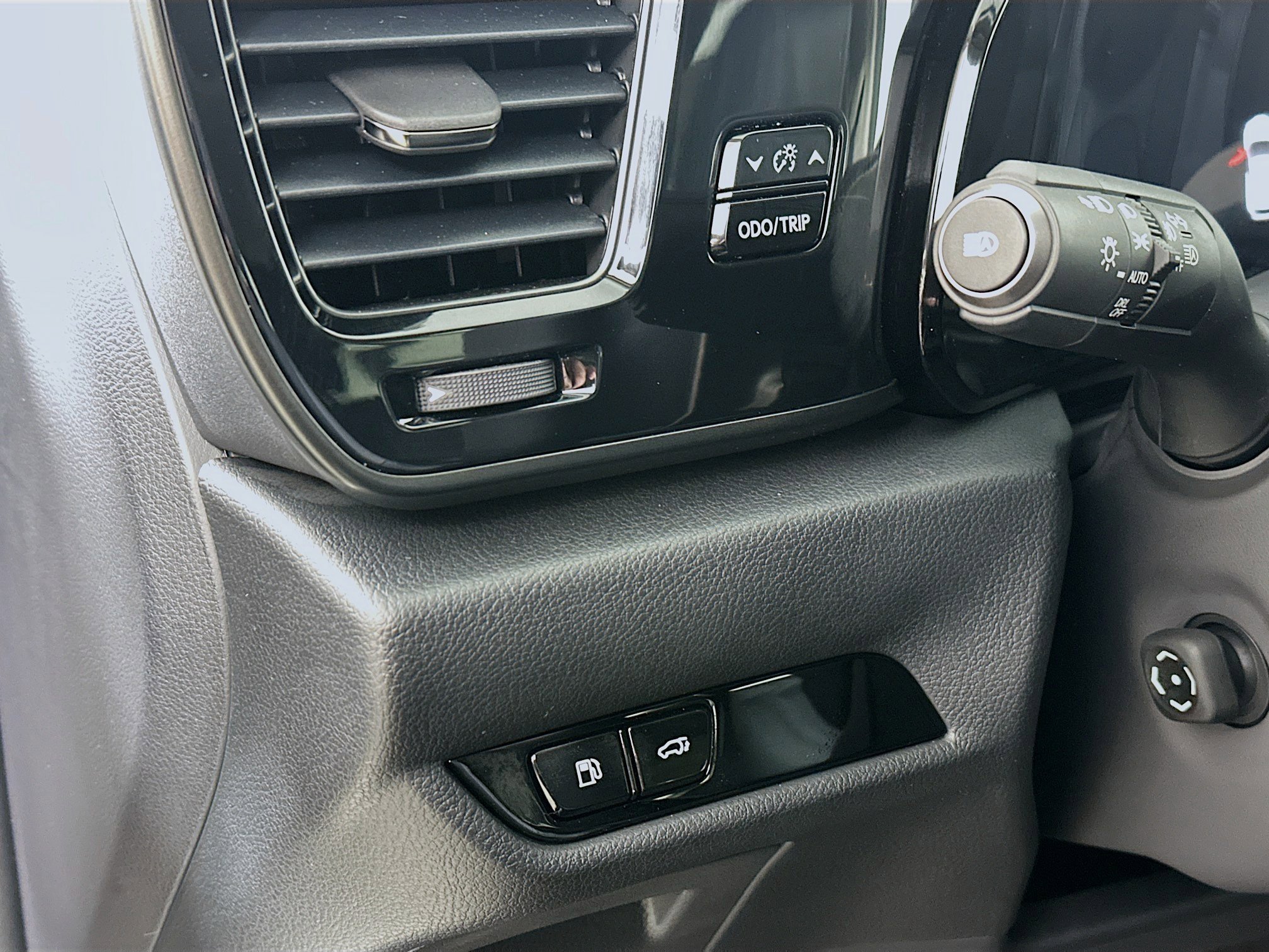 2026 Lexus NX 450h+ Luxury - Photo 10