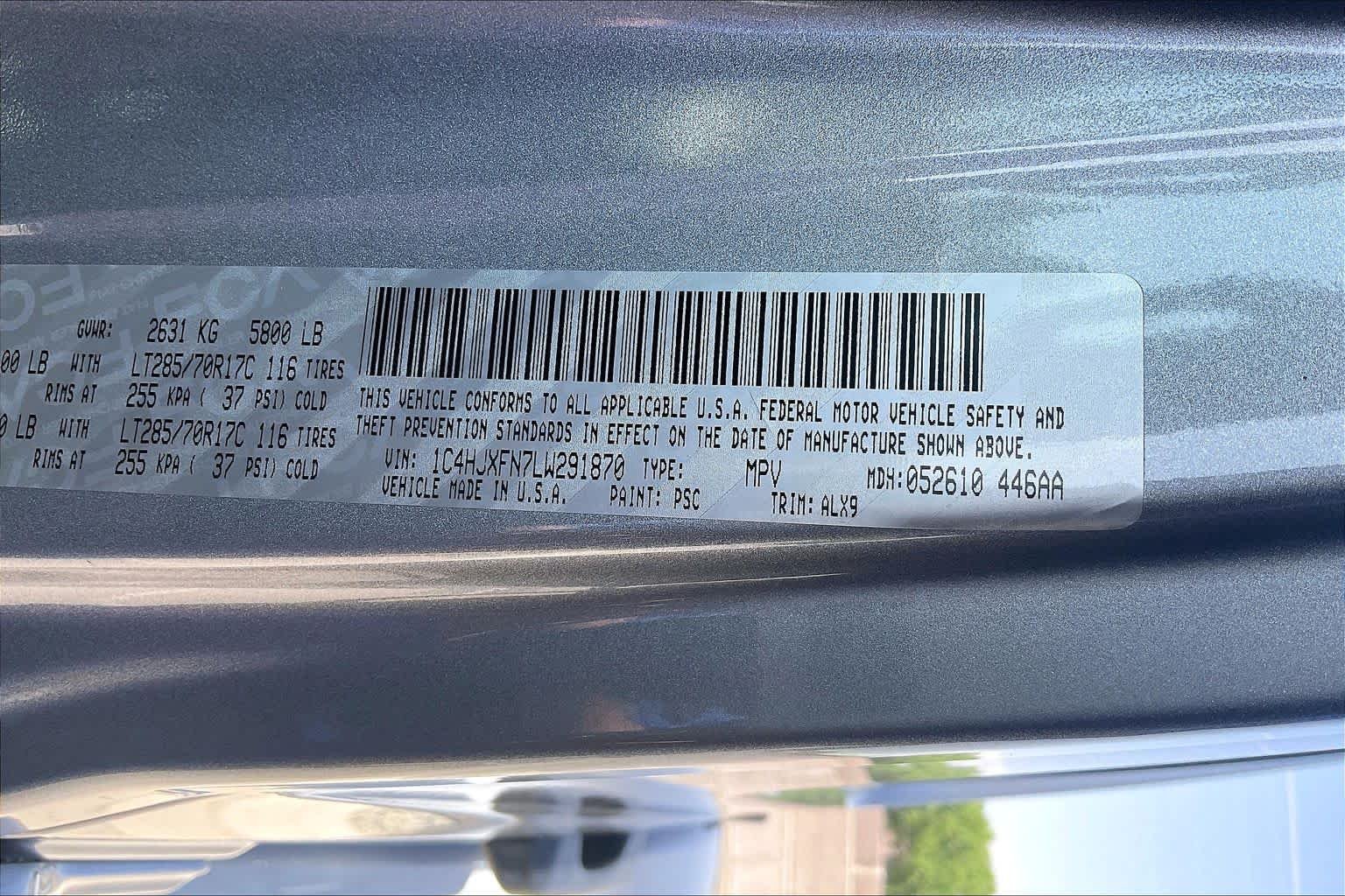 Used 2020 Billet Silver Metallic Clearcoat Jeep Recon image 30