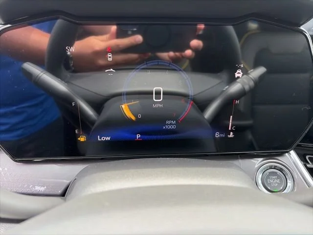 New 2026 Summit White Chevrolet ACTIV image 7