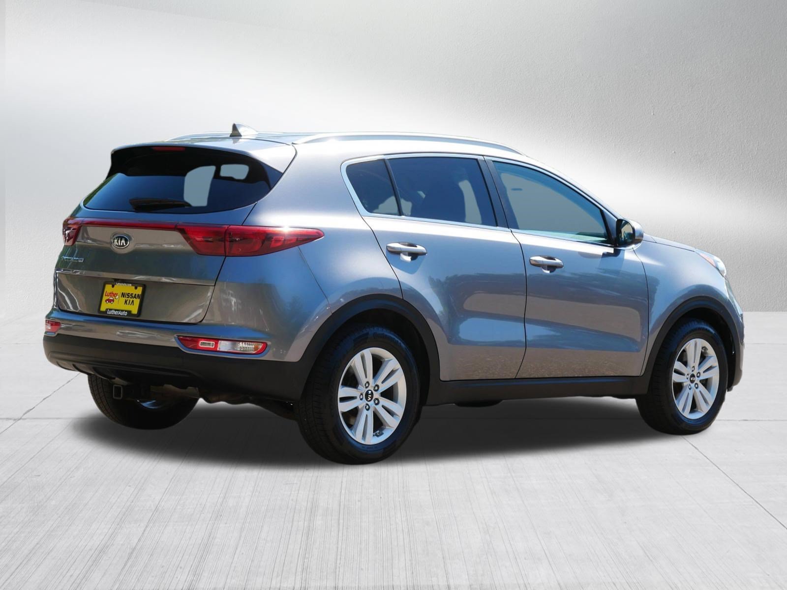 Used 2017 Mineral Silver Kia LX image 7