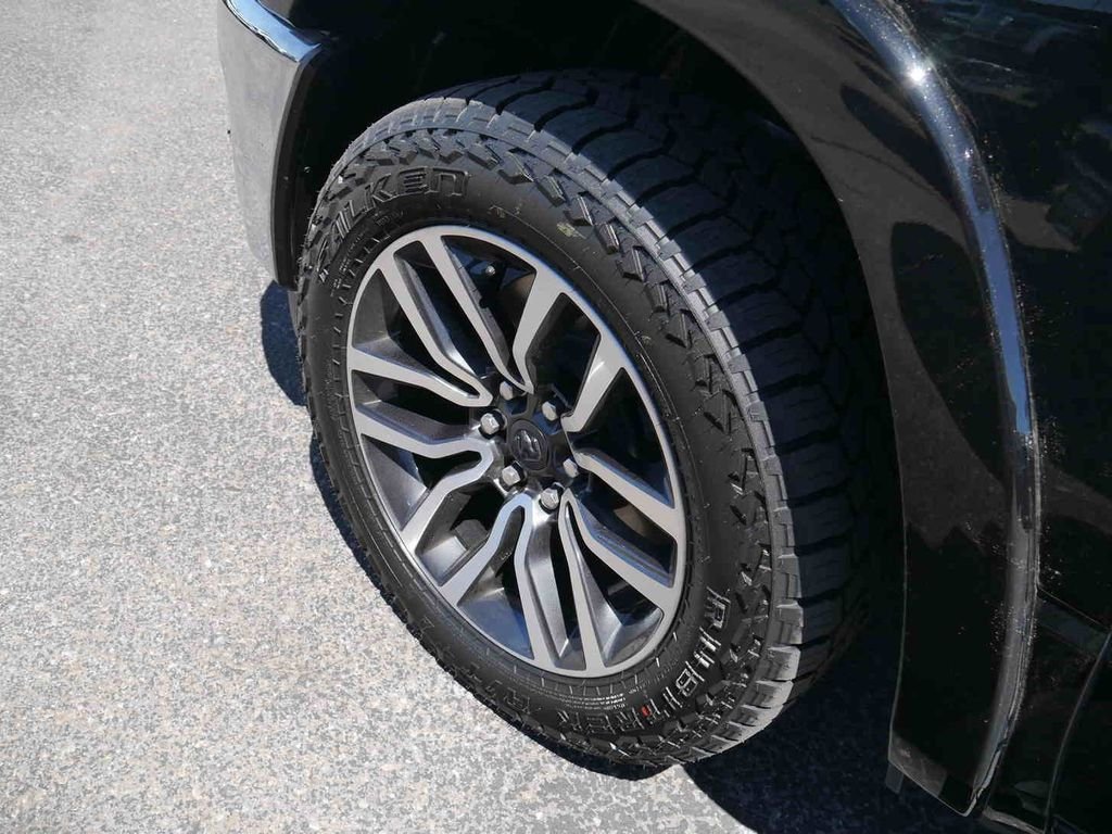 Used 2025 Black Ram Limited image 13