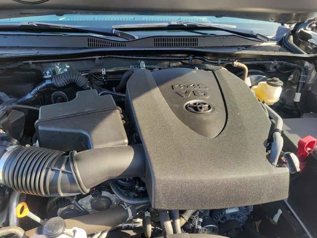 Used 2023 Silver Toyota SR5 image 32