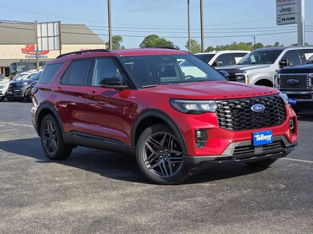 New 2026 Rapid Red Metallic Tinted Clearcoat Ford ST-Line image 2