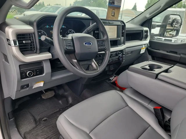 New 2025 Oxford White Ford XL image 14