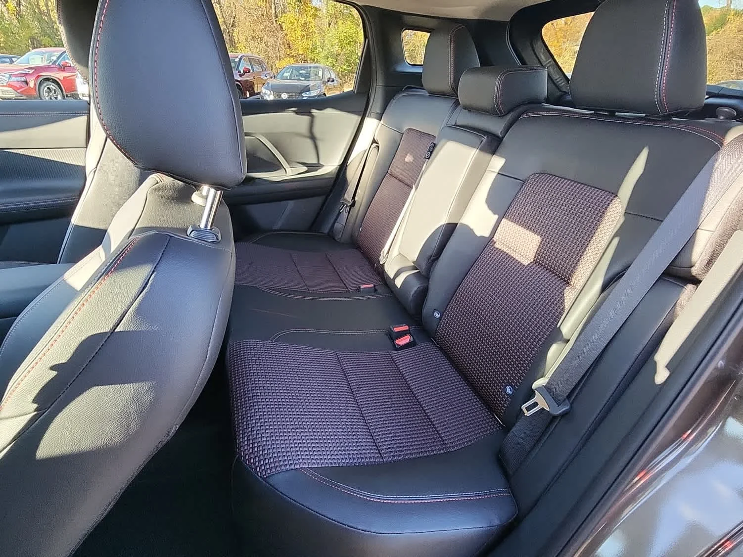 2026 Nissan KICKS SR AWD - Photo 7