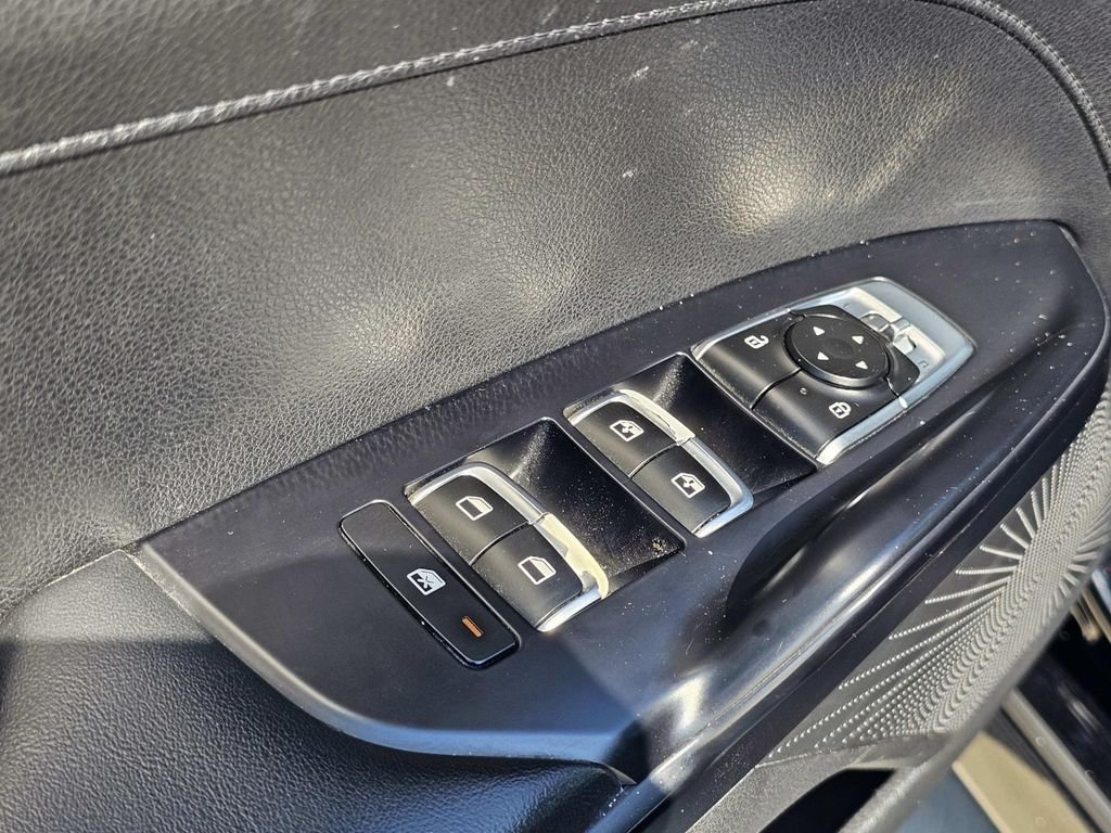 Used 2022 Black Kia GT-Line image 19