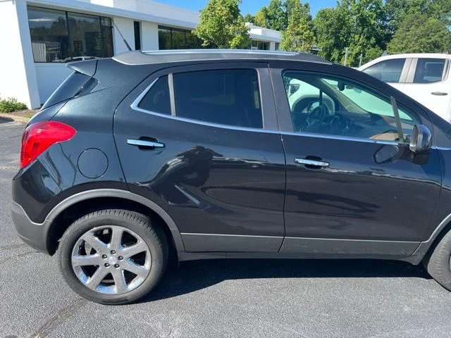 Used 2013 Black Buick Leather image 3