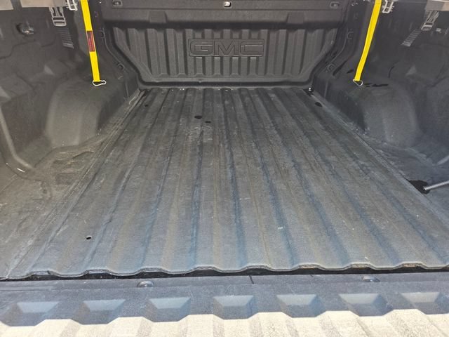 2023 GMC Canyon AT4 - Photo 13