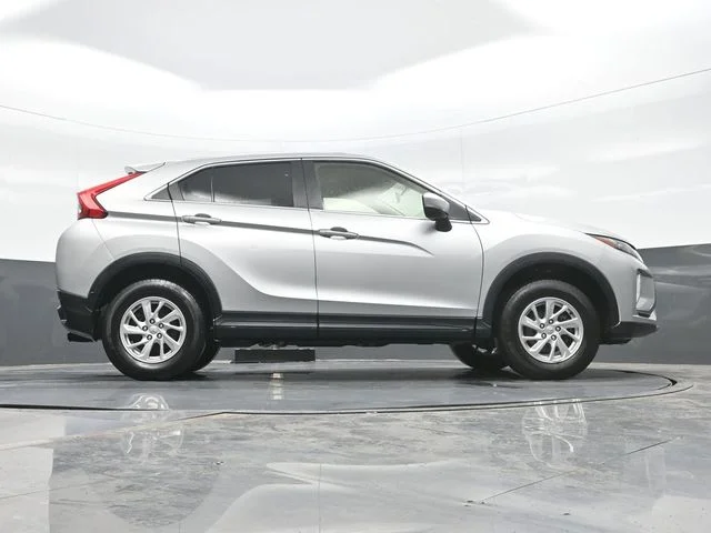 Used 2019 Silver Mitsubishi ES image 24