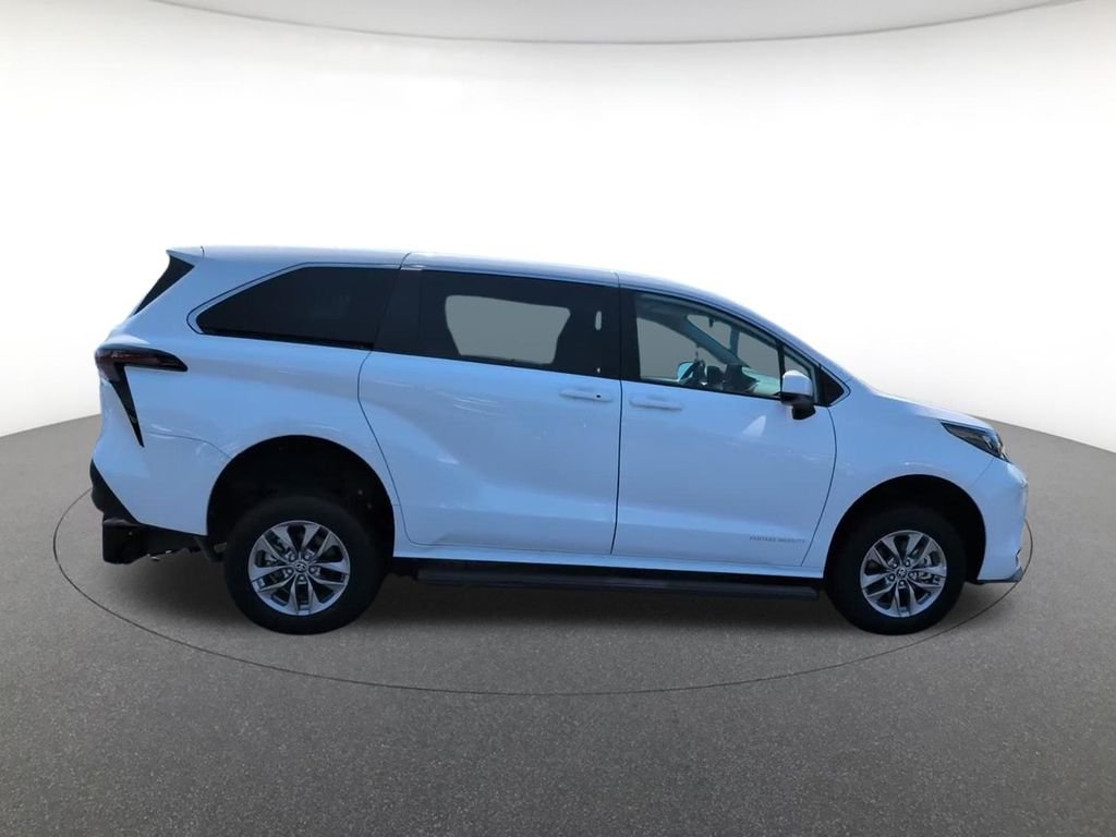 Used 2025 White Toyota LE image 6