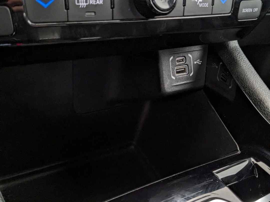 Certified Used 2024 Black Jeep Trailhawk - - 4x4 - Sun & Sound Group - Dual Pane Sunroof - Leather - NAV & More! image 22