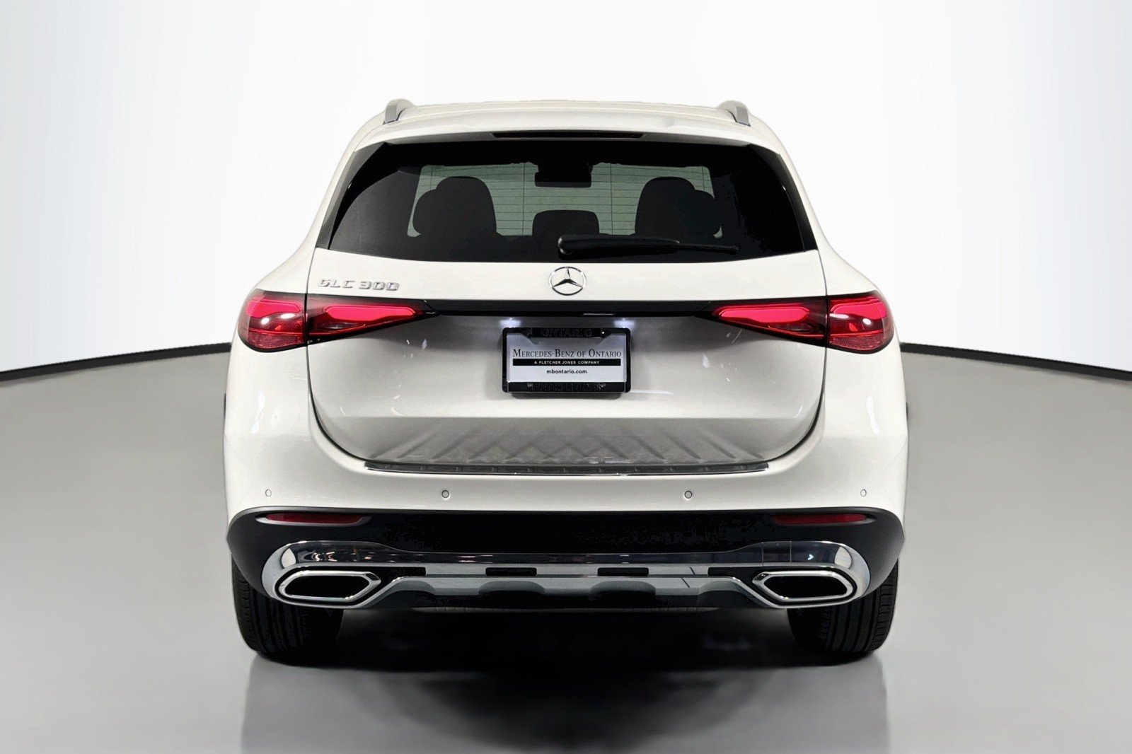 Certified Used 2026 Polar White Mercedes-Benz GLC 300 image 5