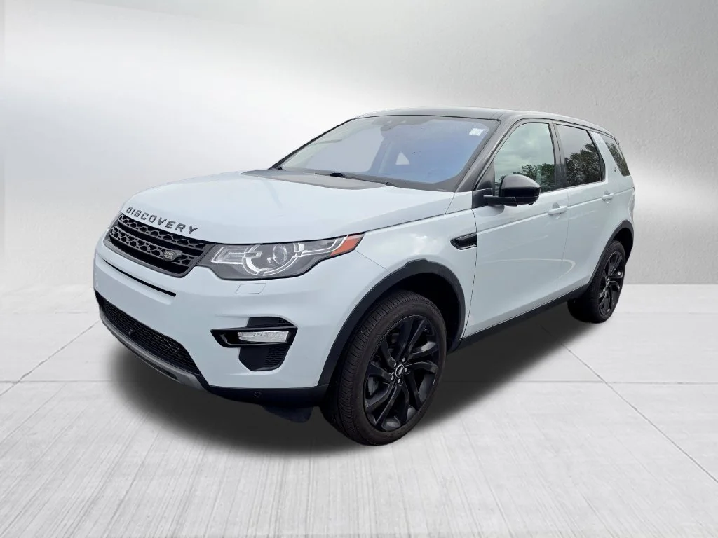 Used 2017 White Land Rover HSE image 1