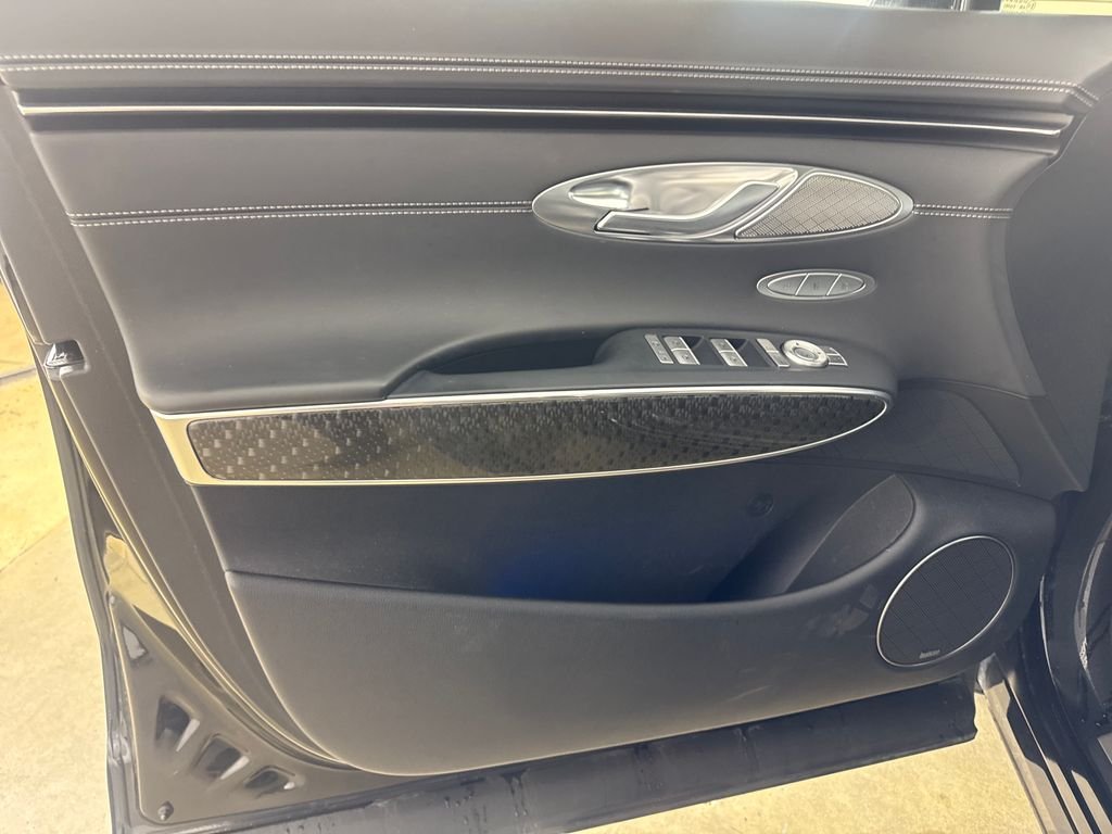 Used 2023 Black Genesis 3.5T Sport image 15