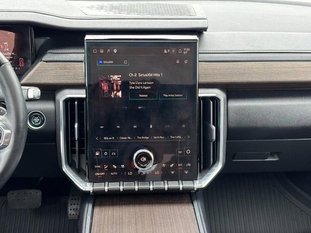 2024 GMC Acadia Denali - Photo 14