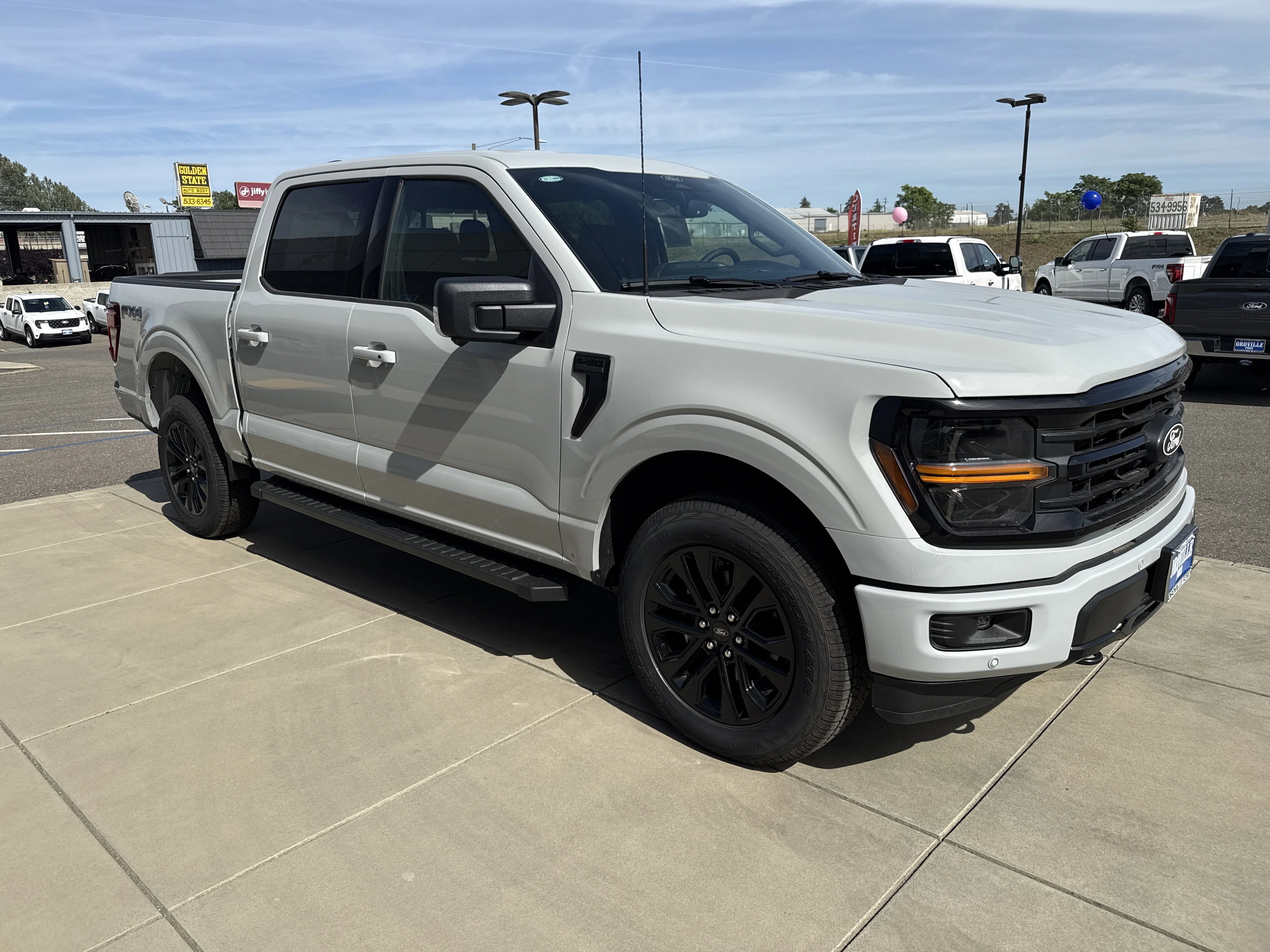 New 2026 Avalanche Ford XLT image 7