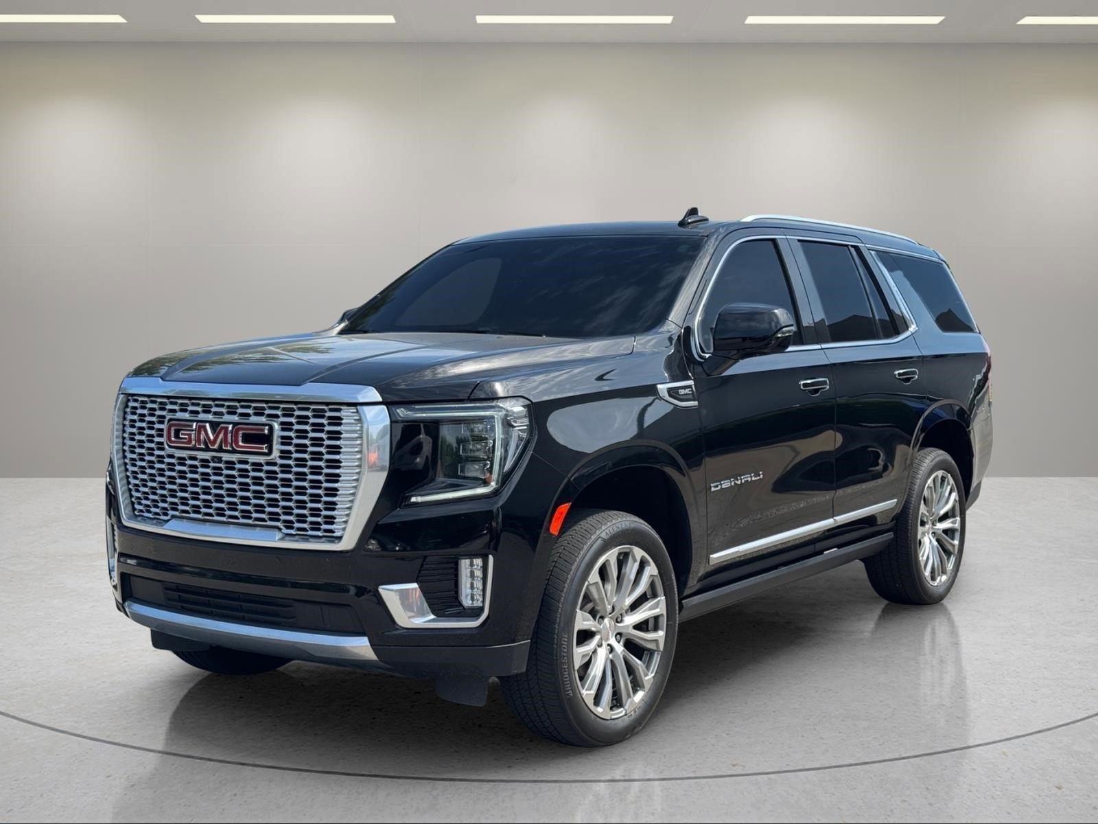 2023 GMC Yukon 4WD Denali's photo