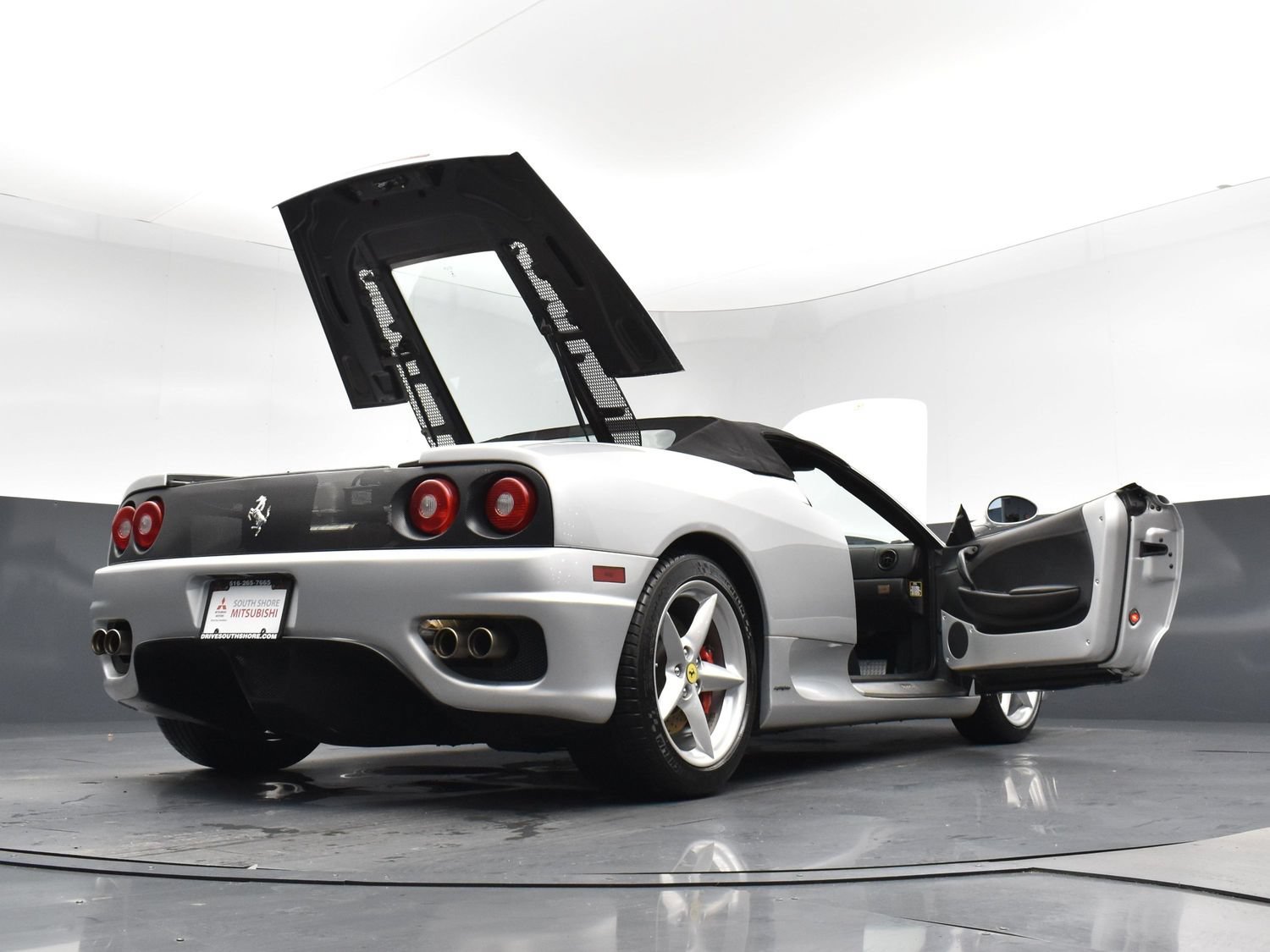 Used 2001 Silver FERRARI  image 28