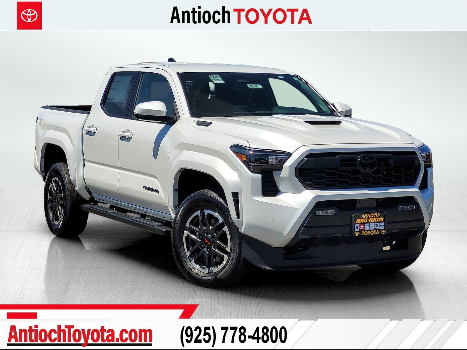 2026 Toyota Tacoma i-FORCE MAX Tacoma TRD Sport